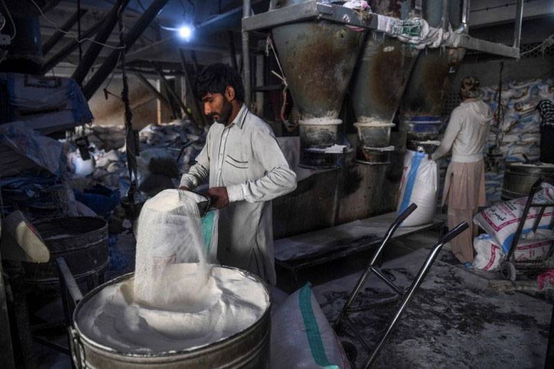 فلور ملز ایسوسی ایشنز نے بھی ہڑتال ختم ‏کرنے کا اعلان کر دیا
