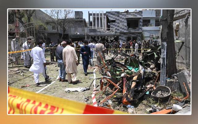 Lahore, Johar Town, bomb blast, relief checks, martyrs, CM Punjab, DC Mudassar Riaz Malik