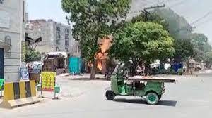 لاہور: گارڈن ٹاؤن میں سلنڈر دھماکے، گاڑیاں ،دکانیں تباہ، ایک شخص زخمی