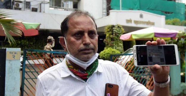 بھارتی شہری کو زندگی میں ہی ڈیتھ سرٹیفیکٹ لینے کے لئے کال کردی گئی 