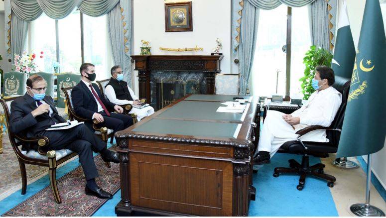 پاکستان آذربائیجان کے ساتھ تعلقات کو خصوصی اہمیت دیتا ہے: وزیراعظم