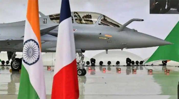 France Rafail Jet,Courrption