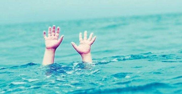 سیلفی کا شوق ، سگی بہنوں سمیت تین لڑکیاں جان سے چلی گئیں 
