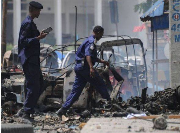 صومالیہ میں پولیس چیف کے قافلے پر خودکش حملہ، 9 افراد ہلاک اور8 زخمی