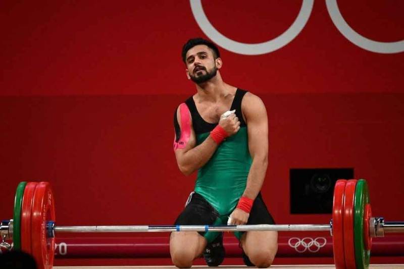 ٹوکیو اولمپکس، پاکستانی ویٹ لفٹر طلحہ طالب نے تاریخ رقم کر دی