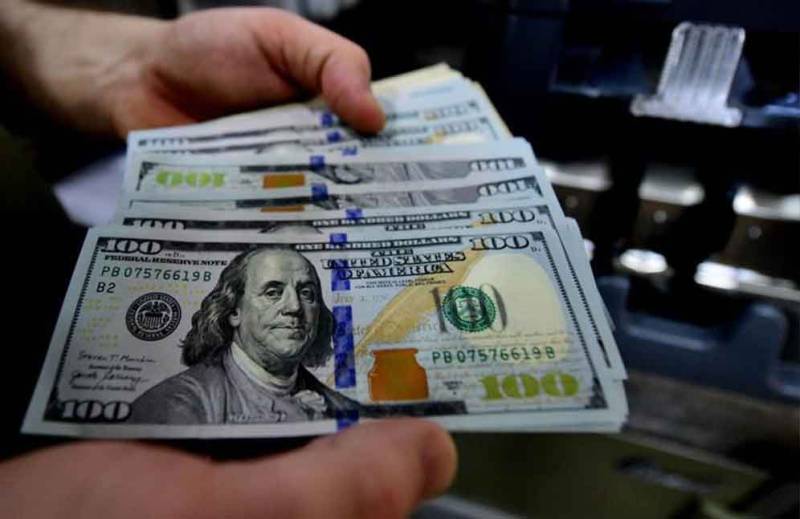 امریکی ڈالر کی قدر میں اضافہ، 100 انڈیکس میں 368 پوائنٹس کی کمی