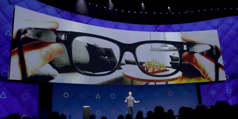فیس بک نے رواں سال کے آخر تک سمارٹ عینک متعارف کرانے کااعلان کردیا