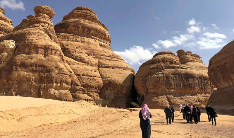 سعودی عرب نے سیاحتی ویزوں کے اہل 49 ممالک کی فہرست جاری کر دی