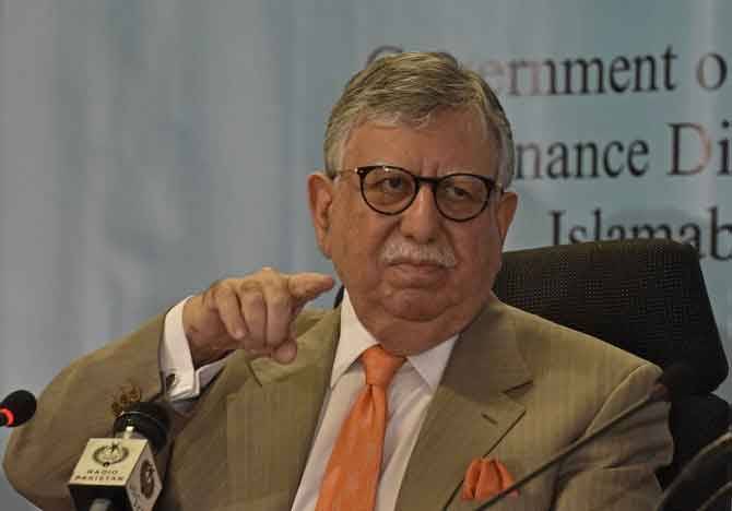 شوکت ترین کی 20 لاکھ ٹن گندم فوری درآمد کرنے کی ہدایت