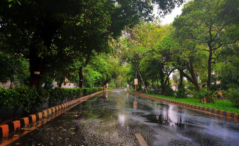 اسلام آباد اور لاہور سمیت مختلف شہروں میں بارش کا امکان