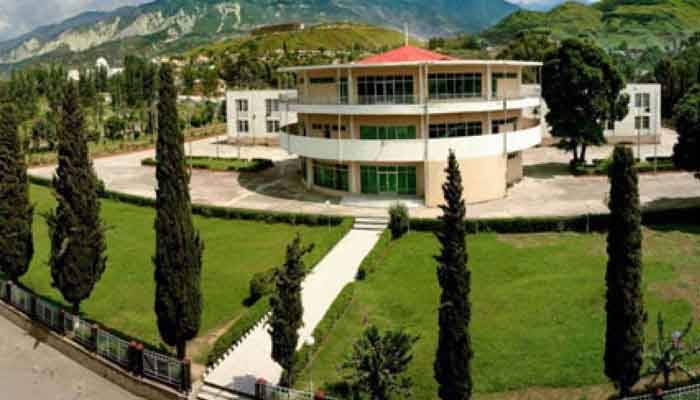 نو منتخب اسپیکر آزاد کشمیر اسمبلی انوار الحق نے عہدے کا حلف اٹھا لیا