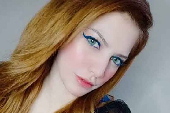 کاروباری شخصیت کو غیر اخلاقی ویڈیوز پر بلیک میل کرنے والی ماڈل گرفتار