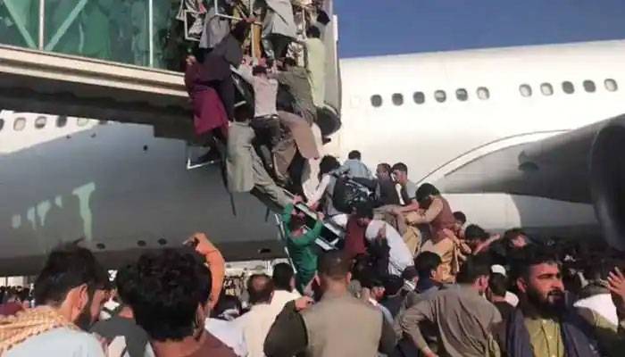 US military fire at Kabul airport, 5 civilians killed, PIA operation suspended