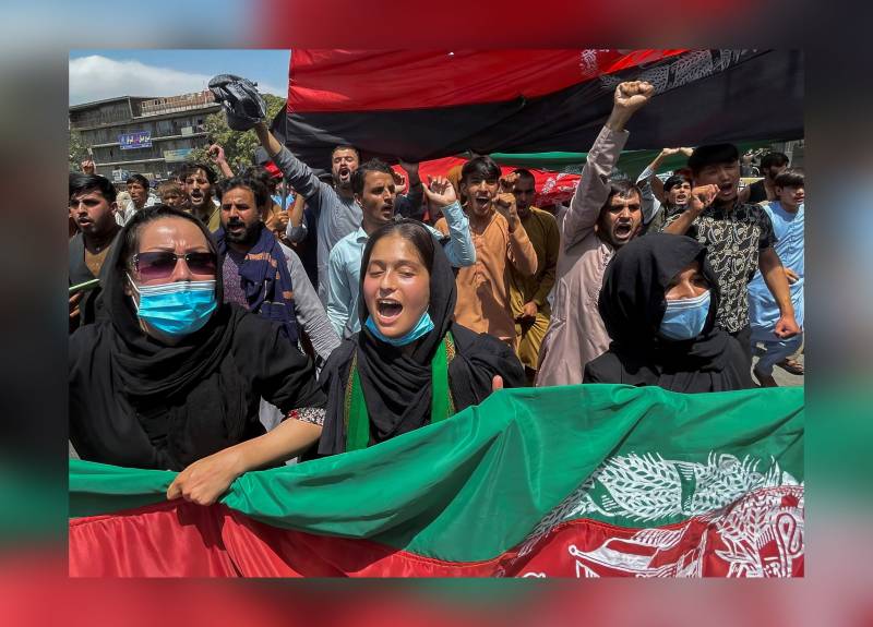 Demonstrations against the Taliban in different cities, including Kabul, several people were killed