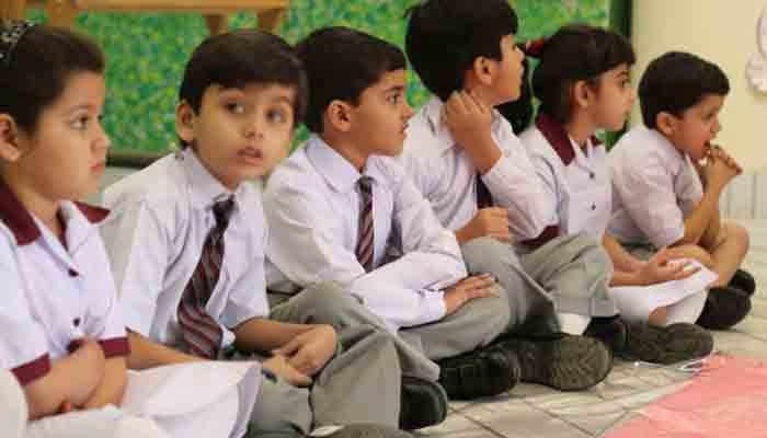 سندھ پرائیویٹ اسکول ایسوسی ایشن کا بچوں کو سڑکوں پر پڑھانے کا اعلان