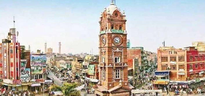 فیصل آباد میں بیہودہ گفتگو سے منع کرنے پر میاں بیوی پر تشدد کا واقعہ 