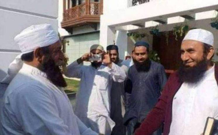 Leading religious scholar Maulana Tariq Jameel found his Duplicate