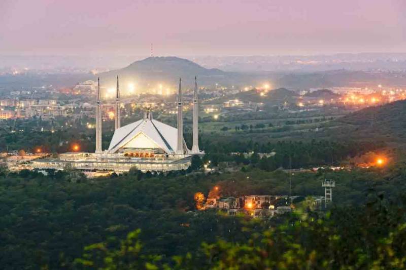 این سی او سی کی ہدایات پر اسلام آباد کی انتظامیہ نے پابندیوں سے متعلق نوٹی فکیشن جاری کر دیا
