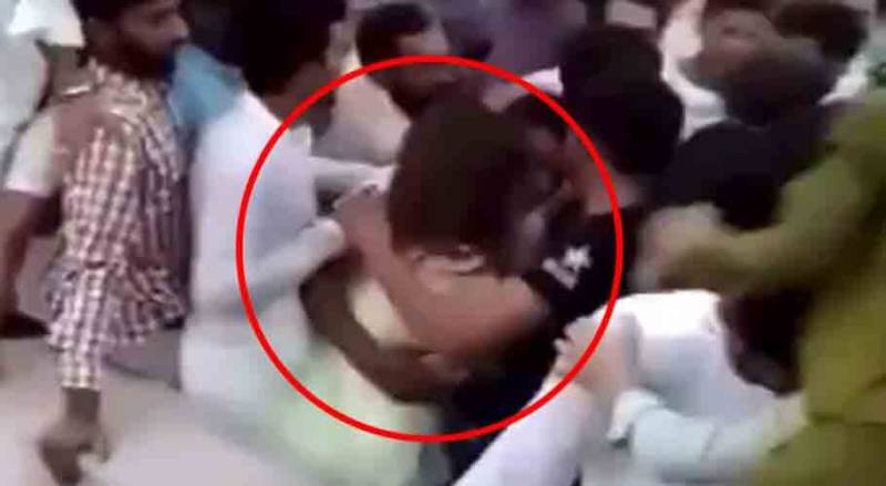 مینار پاکستان واقعہ، 98 ملزمان کا نام مقدمے سے نکالنے کا حکم