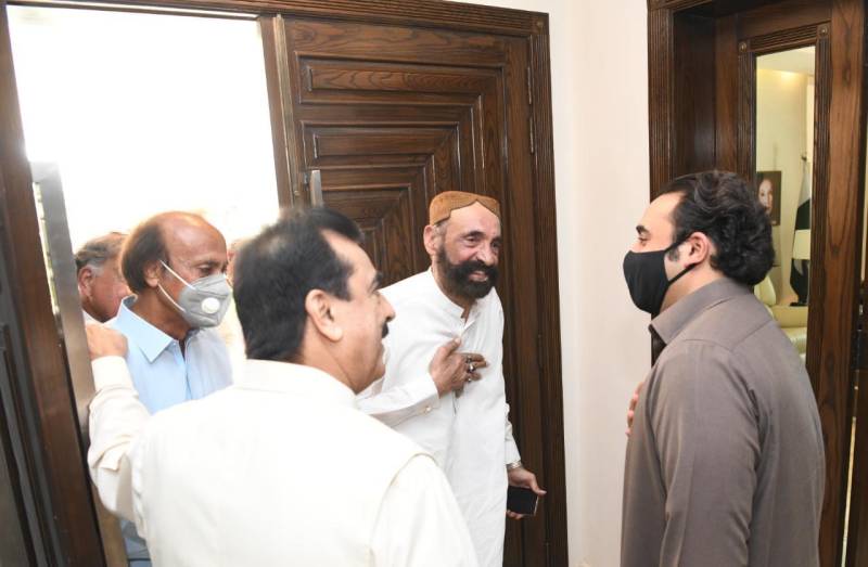 بلاول بھٹو نے مختلف جماعتوں کی تین وکٹیں گرادیں