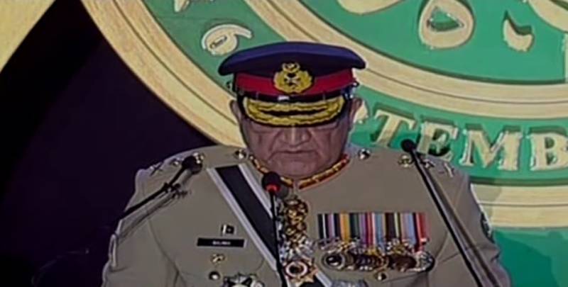 اندرونی انتشار پھیلانے والوں سے سختی سے نمٹنا ہوگا : آرمی چیف