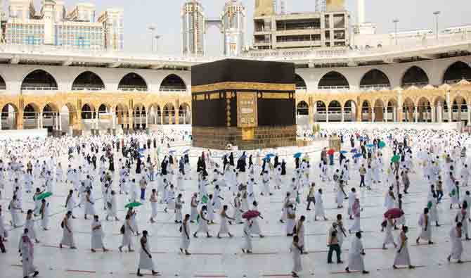 سعودی عرب نے عمرہ زائرین کی تعداد بڑھا دی