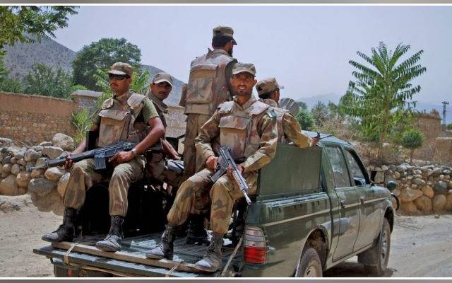 Bomb attack, FC vehicle, security personnel, PTI government