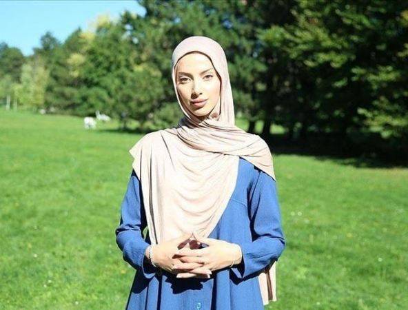 آسڑیا میں مسلمان خاتون نسلی امتیاز کا نشانہ ، غیرمسلم عورت نے حجاب کھینچ دیا 