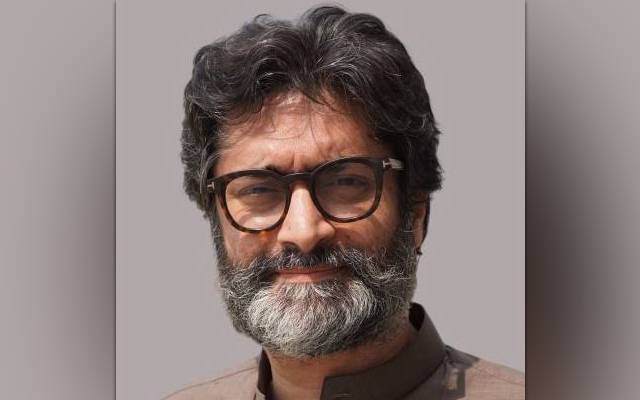 پی سی بی کے ڈائریکٹر کمرشل بابر حامد نے استعفیٰ دیدیا