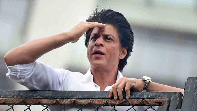 شاہ رخ خان کی فنکاروں سے اپنے گھر نہ آنے کی درخواست