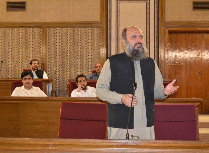 جام کمال نے وزارت اعلیٰ بچانے کیلئے جے یو آئی سے مدد مانگ لی