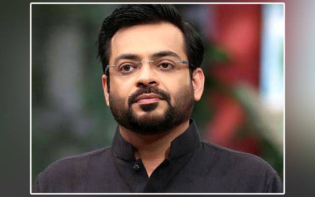 Aamir Liaquat, slap, Fawad Chaudhry, federal information minister, PTI governemnt