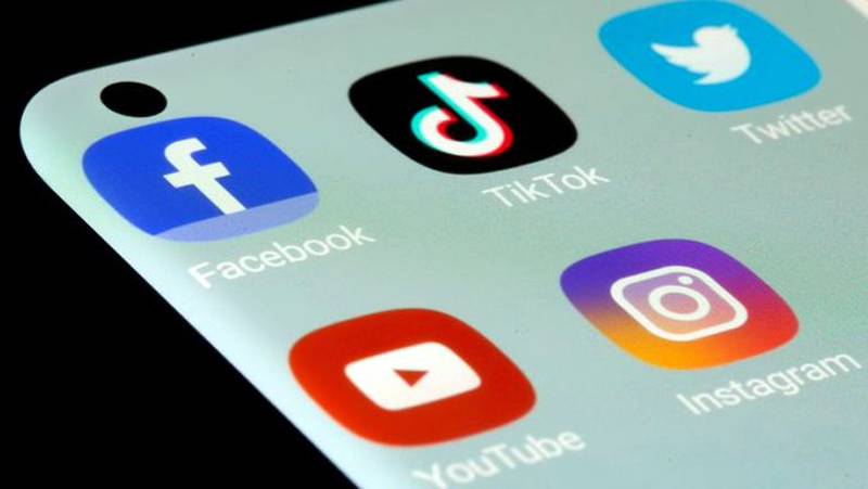 اخلاق باختہ اور فحش مواد کی تشہیر قابل گرفت جرم قرار، سوشل میڈیا رولز 2021ءکا نوٹیفکیشن جاری 