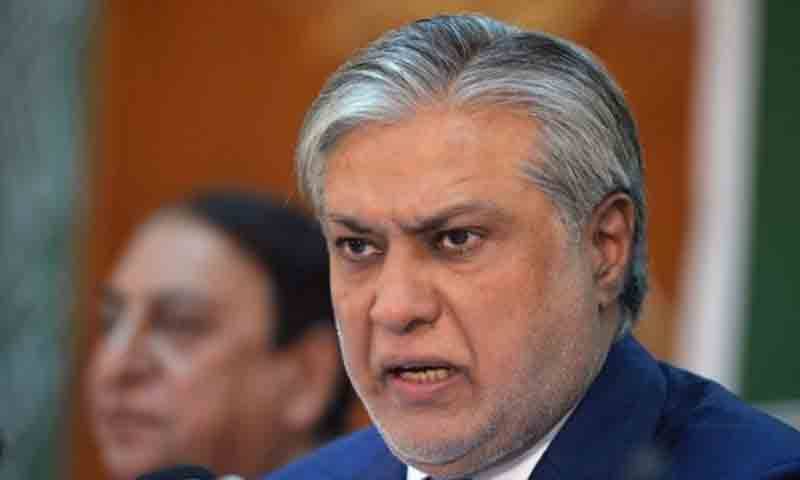 برطانونی نشریاتی ادارے نے اسحاق ڈار سے معافی مانگ لی