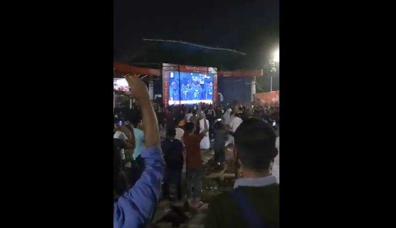 پاکستان کی جیت پر بنگلہ دیش میں کیسے جشن منایا گیا؟ ویڈیو سوشل میڈیا پر وائرل ہو گئی