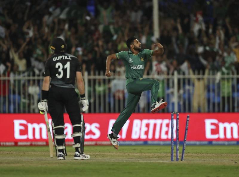 نیوزی لینڈ کا پاکستان کو فتح کے لیے 135رنز کا ہدف