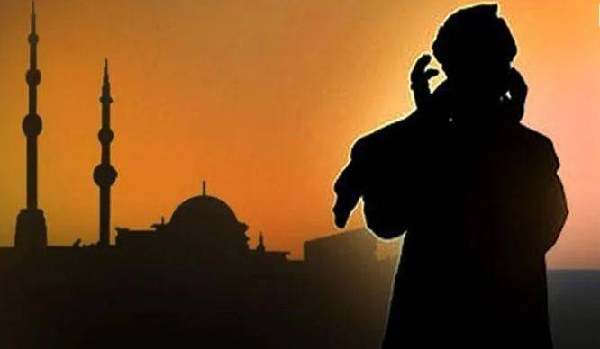 فجر کی اذان دیتے ہوئے موذن کی روح پرواز کرگئی 