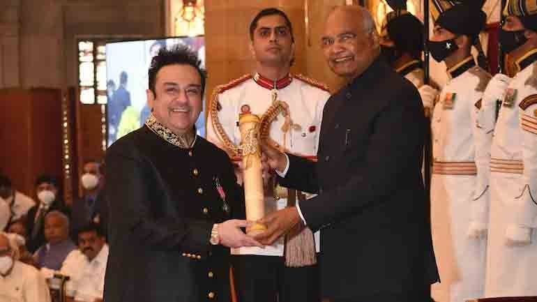 عدنان سمیع خان کو بھارتی حکومت نے اعلیٰ ترین سول ایوارڈز سے نواز دیا