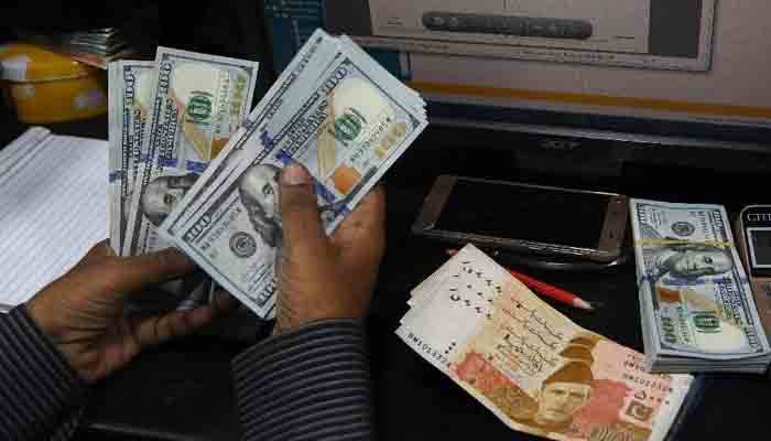 تبدیلی آ گئی، پاکستان کا قرض تاریخ کی بلند ترین سطح پر پہنچ گیا