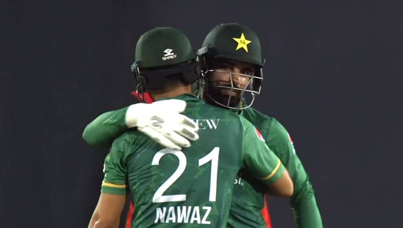 پہلا ٹی 20: پاکستان نے سنسنی خیز مقابلے کے بعد بنگلہ دیش کو 4وکٹوں سے شکست دیدی