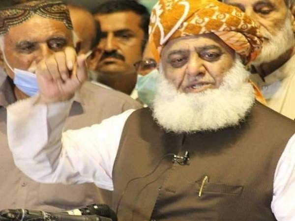 پی ڈی ایم اجلاس، حکومت گرانے کیلئے لانگ مارچ بلدیاتی انتخابات کے بعد ہوگا  