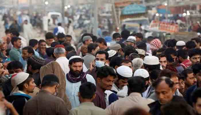 کورونا کی نئی لہر کا خطرہ، سندھ حکومت نے نئی پابندیاں عائد کر دیں