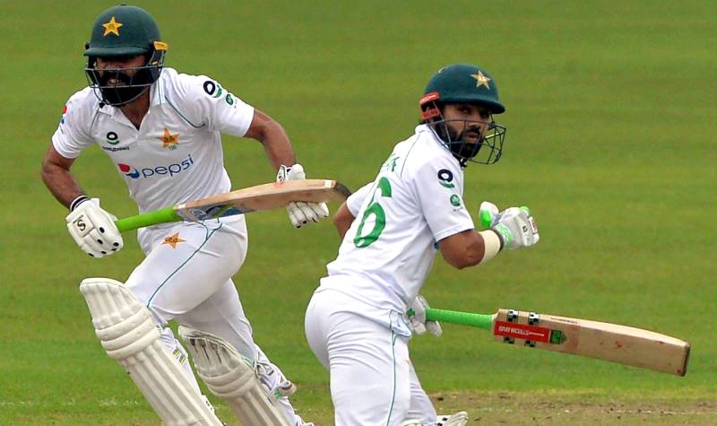 دوسرا ٹیسٹ، پاکستان نے 4 وکٹوں پر 300 رنز بنا کر اننگز ڈکلیئر کر دی