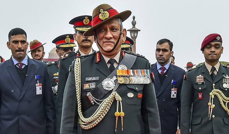 بھارتی فوج کا ہیلی کاپٹر گر کر تباہ، 11 ہلاک ، چیف آف ڈیفنس جنرل بپن راوت شدید زخمی