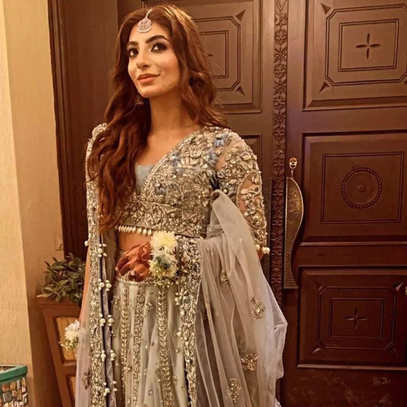 اداکارہ مریم انصاری کا اپنی شادی میں ڈانس، سوشل میڈیا صارفین برہم