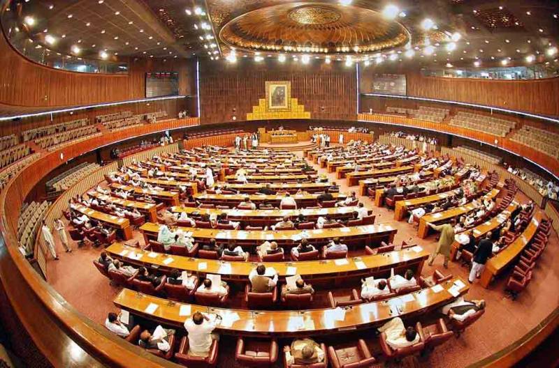 حکومت کا منی بجٹ پارلیمنٹ کے بجائے آرڈیننس کے ذریعے لانے کا فیصلہ