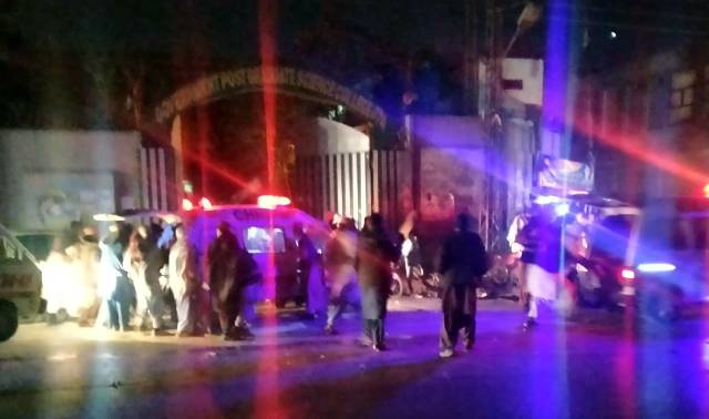 کوئٹہ میں سائنس کالج کے قریب دھماکہ، 4 افراد جاں بحق، 15 زخمی 