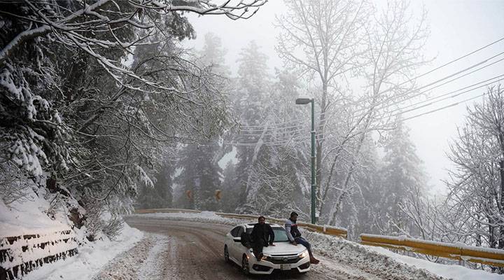 Snow Falling in Murree,