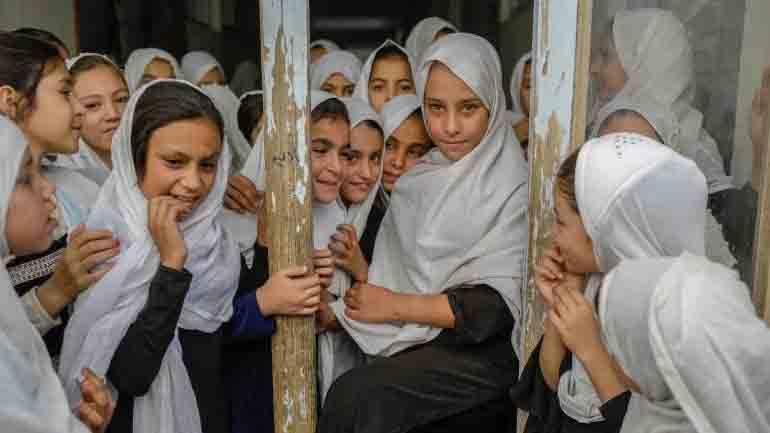 مارچ سے ملک بھر میں لڑکیوں کے تمام اسکول کھول دیئے جائیں گے، ترجمان طالبان