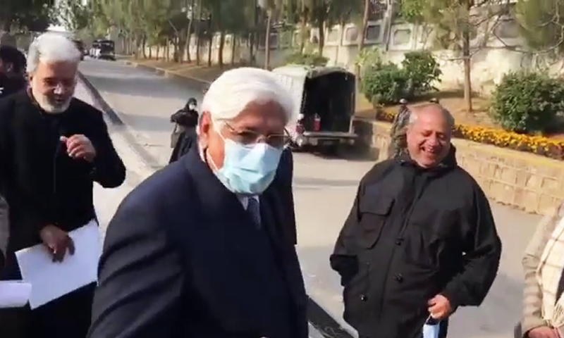 رانا شمیم کے خلاف سپریم کورٹ میں آئینی درخواست دائر 